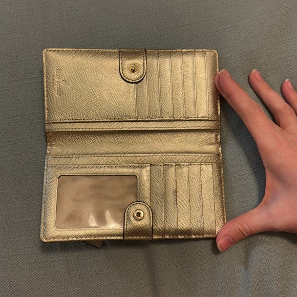 Kate Spade Wallet - Picture 4 of 4